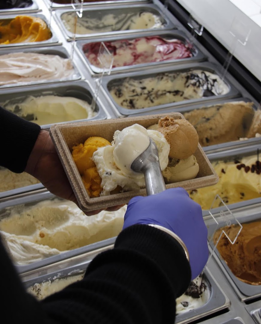Sundae · Photos 5